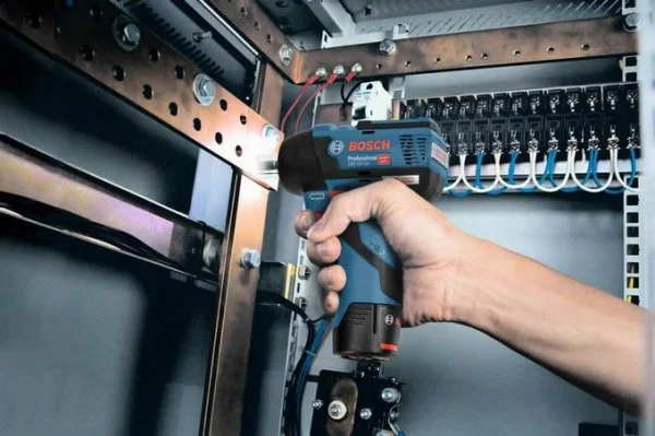 Bosch gds 12v-115 avvitatore a massa battente avvitatori a massa battente 06019e0102 - dettaglio 2