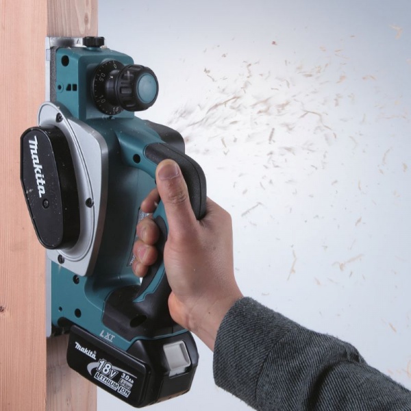 Pialla per legno Makita DKP180Z - DKP180Z