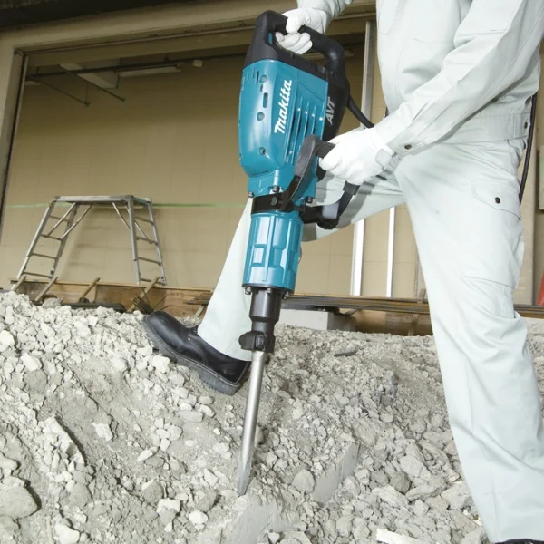 Utilizzo demolitore-1510w-25j-makita-hm1317c-kg-17-large-jpg