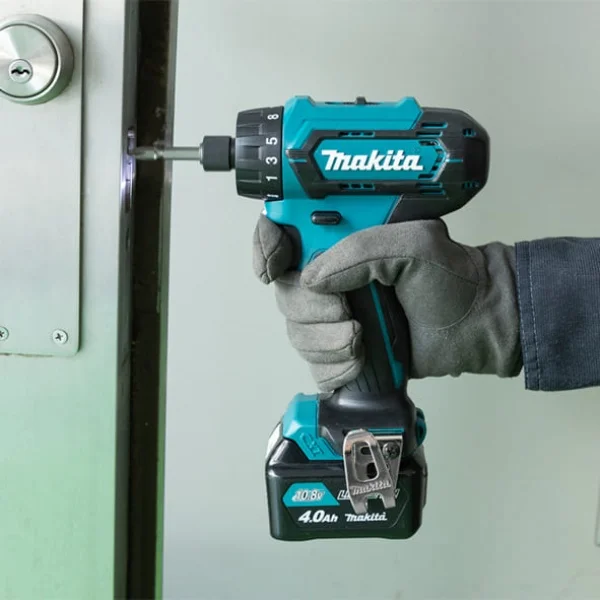 Makita DF033DSAJ Trapano avvitatore 12 v - Dettaglio 2