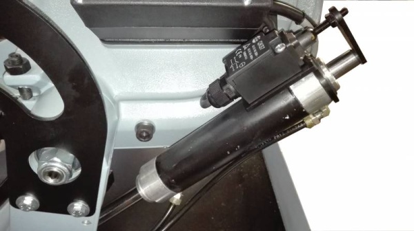 Femi 2200 DAXL Segatrice a nastro con basamento con discesa automatica - 8487024