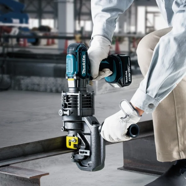 Punzonatrice 18v senza batterie makita dpp200zk - dettaglio 2