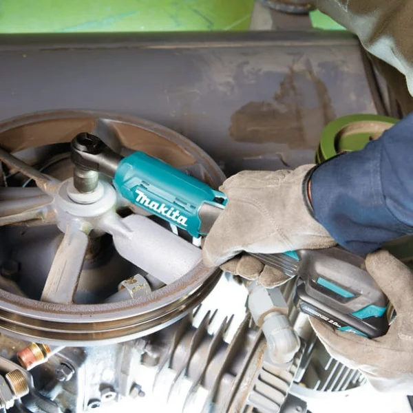 Makita WR100DZJ Chiave a cricchetto 12v senza batterie - dettaglio 2