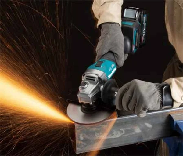 Makita GA035GZ Smerigliatrice angolare XGT 150 mm 40v senza batterie - Dettaglio 9