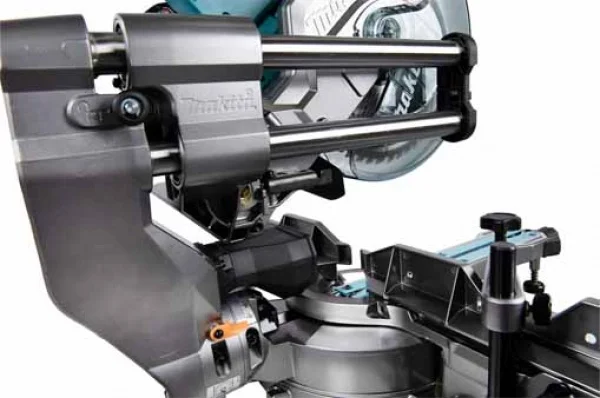 Makita LS002GZ01 Troncatrice radiale per legno XGT 40v senza batterie - Dettaglio 8