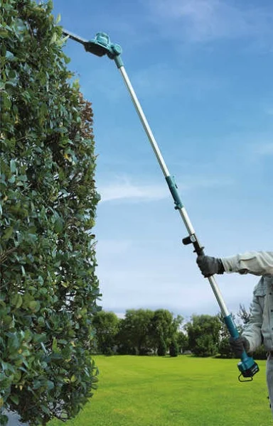 Makita UN460WDZX1 Tagliasiepi telescopico 12V senza batterie - UN460WDZX1