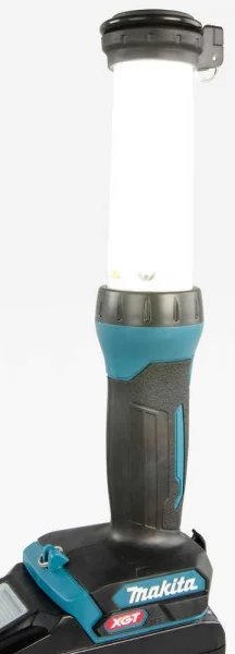 Makita ML002G Torcia LED 40V XGT XPT 710 Lumen senza batterie - ML002G