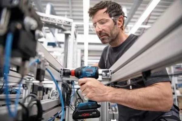 Bosch gdx 18v-210 c avvitatore a massa battente 18 v - dettaglio 6