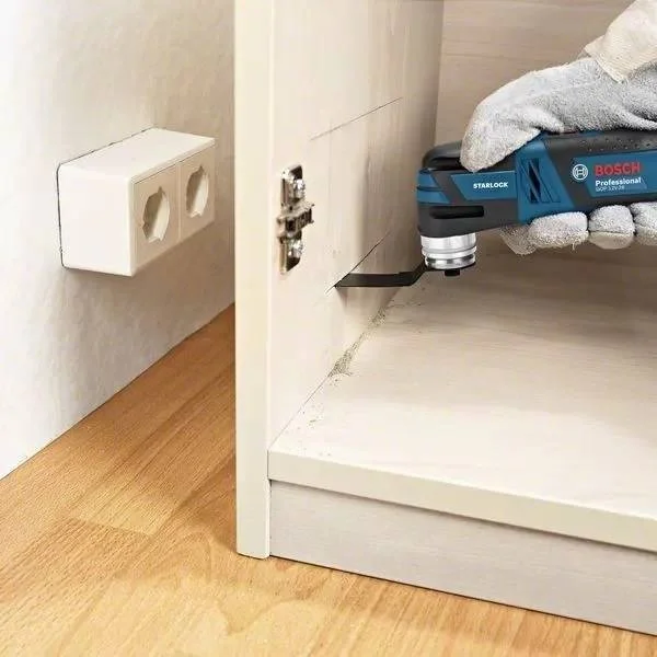 Bosch gop 12v-28 utensile multifunzione 12 v con accessori 06018b5006 - dettaglio 2