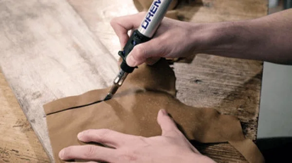 Dremel Versatip 2000-6 Hobby Mini saldatore a butano - F0132000KA