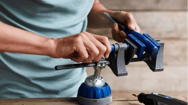 Dremel 2500 multi-vise 3 in 1 morsa, morsetto e supporto - dettaglio 2
