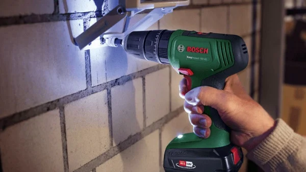 Bosch hobby easyimpact 18v-40 trapano avvitatore a percussione 18 v - dettaglio 2