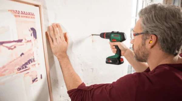 Bosch hobby advancedimpact 18 trapano avvitatore a percussione 18 v brushless set con due batterie - dettaglio 9