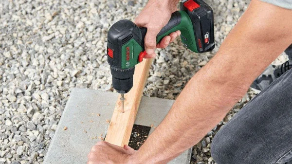 Bosch hobby universaldrill 18v-60 trapano avvitatore 18 v brushless - dettaglio 3