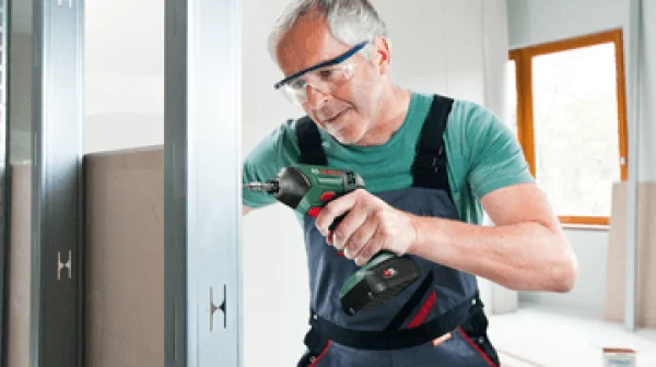Bosch hobby advancedimpactdrive 18 avvitatore ad impulsi 18 v senza batteria - dettaglio 4