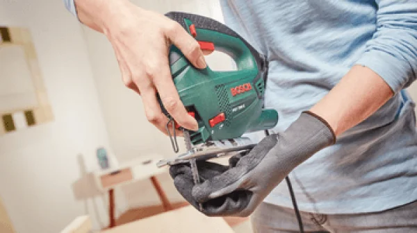 Bosch hobby pst 700 e seghetto alternativo 500 w - dettaglio 5