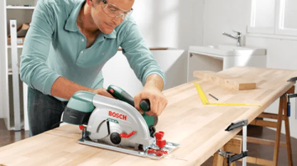 Bosch hobby pks 66 a sega circolare 1600 w - dettaglio 4