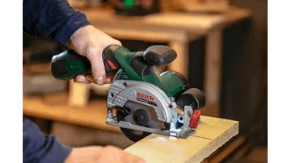 Bosch hobby universalcirc 12 sega circolare a batteria 12 v - dettaglio 2