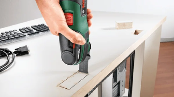 Bosch hobby universalmulti 12 utensile multifunzione a batteria 12 v 0603103001 - dettaglio 3