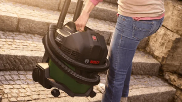 Bosch hobby universalvac 15 aspiratore portatile secco/umido 1000 w 06033d1100 - dettaglio 3