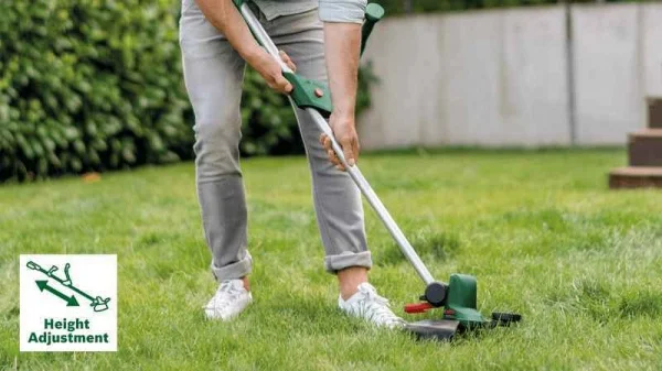 Bosch hobby universalgrasscut 18-260 tagliabordi 18 v con due batterie 06008c1d05 - dettaglio 7