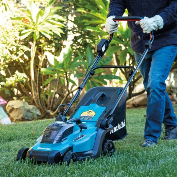 Makita DLM330Z Tagliaerba 18 V taglio 33 cm senza batterie - DLM330Z