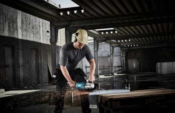 Makita GA9020 Smerigliatrice angolare 2200 W - GA9020