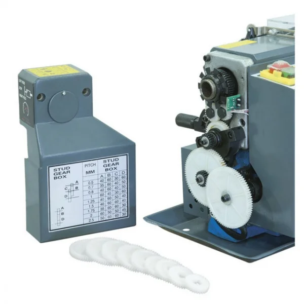 Fervi 0716 tornio parallelo da banco 170 mm con avanzamento automatico - dettaglio 2