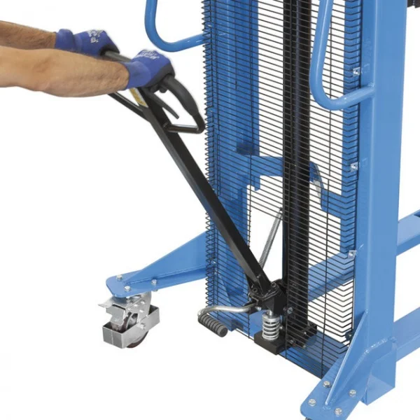 Fervi 0143a sollevatore manuale per pallet 160 cm - dettaglio 2