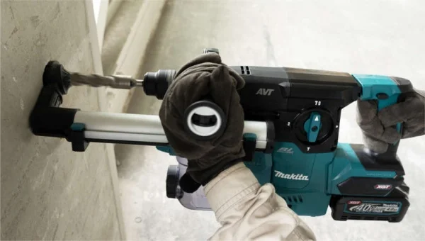 Makita hr009gm202 tassellatore xgt sds-plus 40 v con due batterie - dettaglio 2