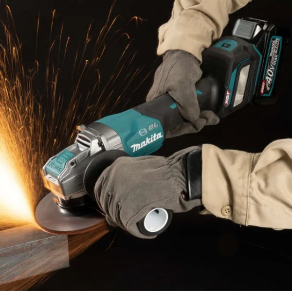 Makita ga044gm201 smerigliatrice angolare 125 mm 40 v con due batterie - dettaglio 4