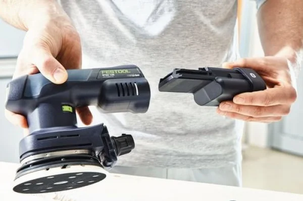 Festool etsc 125 3,0 i-set levigatrice orbitale a batteria 18 v con adattatore - dettaglio 3