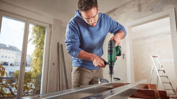 Bosch hobby universalhammer 18v tassellatore multifunzione sds plus con due batterie 18 v 06039d6003 - dettaglio 5