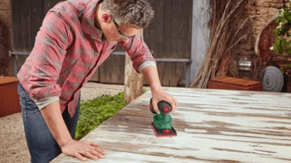 Bosch hobby universalsander 18v-10 levigatrice palmare 18 v senza batteria 06033e3100 - dettaglio 4