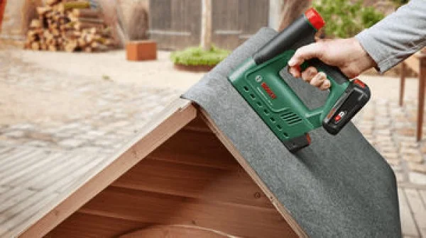 Bosch hobby universaltacker 18v-14 spillatrice a batteria 18 v per graffe e chiodi 06032a7000 - dettaglio 3