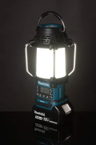 Makita DMR057 Radio con torcia LXT 18 V senza batteria - DMR057