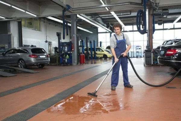 Karcher nt 70/2 me classic aspirapolvere industriale solidi e liquidi 70 l 1.667-306.0 - dettaglio 6