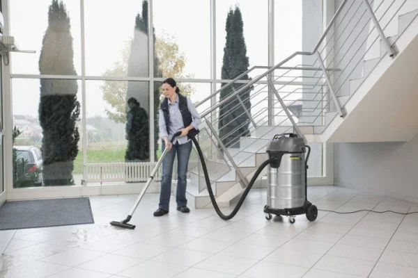Karcher nt 90/2 me classic aspirapolvere industriale solidi e liquidi 90 l 1.667-700.0 - dettaglio 2
