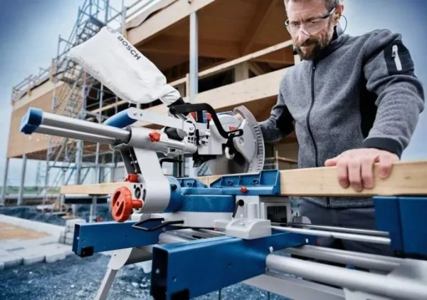 Bosch gcm 18v-254 d troncatrice radiale 254 mm biturbo brushless 18 v senza batterie 0601b51100 - dettaglio 7