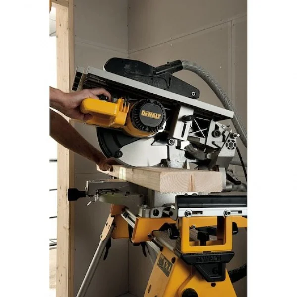 Dewalt d27113-qs troncatrice 305 mm xps con pianetto 1600 w - dettaglio 10