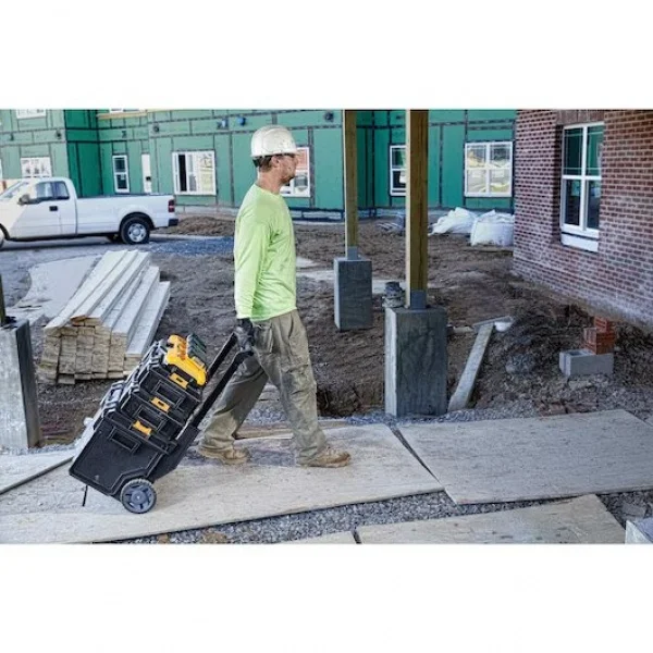 Dewalt dcb104-qw caricabatterie rapido universale xr e flexvolt 4 porte - dettaglio 4