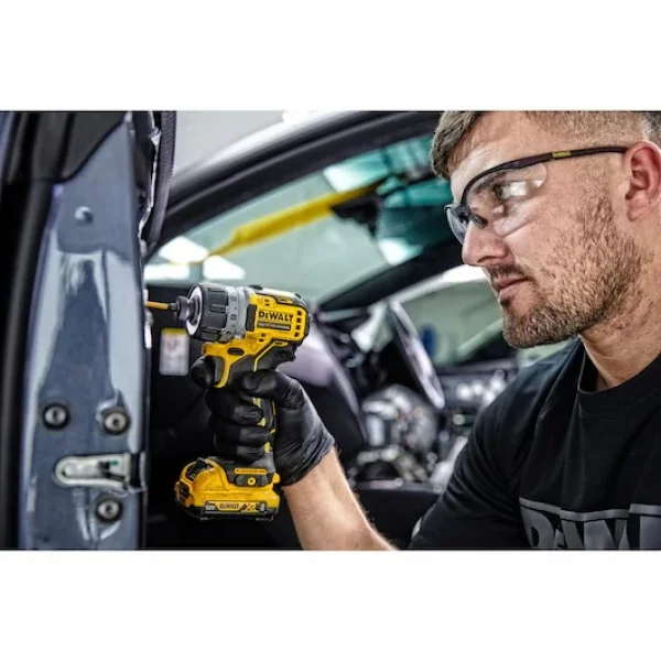 Dewalt dcf601d2-qw trapano avvitatore brushless 12 v con due batterie - dettaglio 4
