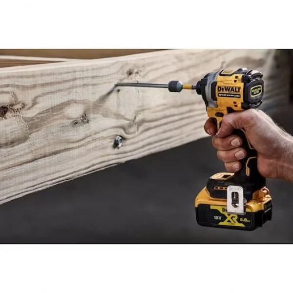 Dewalt dcf850p2t-qw avvitatore ad impulsi brushless xr 18 v con due batterie - dettaglio 6