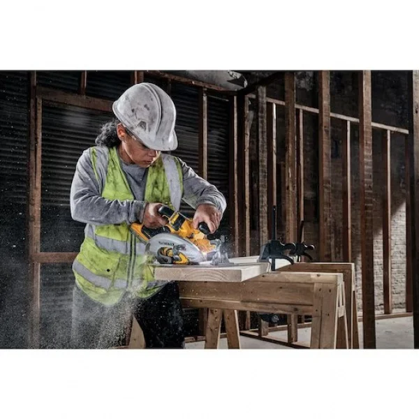 Dewalt dcs573h2t-qw sega circolare 190 mm brushless 18 v con batterie powerstack - dettaglio 5