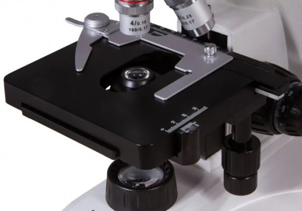 Levenhuk med 10t microscopio trinoculare professionale 73985 - dettaglio 9