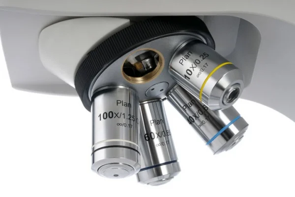 Levenhuk med d40t lcd microscopio trinoculare digitale professionale 74006 - dettaglio 8
