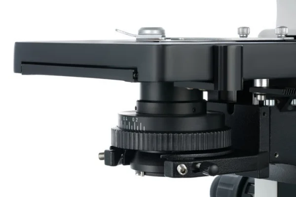 Levenhuk med d40t microscopio trinoculare digitale professionale 74007 - dettaglio 10