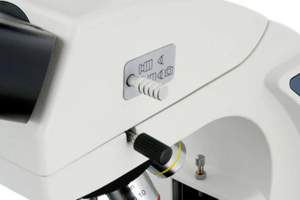 Levenhuk med d40t microscopio trinoculare digitale professionale 74007 - dettaglio 7