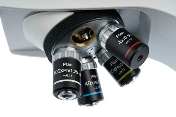 Levenhuk med 45t microscopio trinoculare professionale 74009 - dettaglio 7