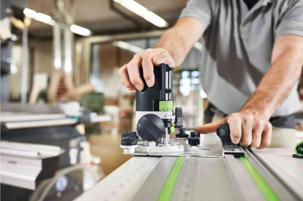 Festool OF 1010 REBQ-FS-Set+Box Fresatrice verticale 1010 W con binario e frese - 578053